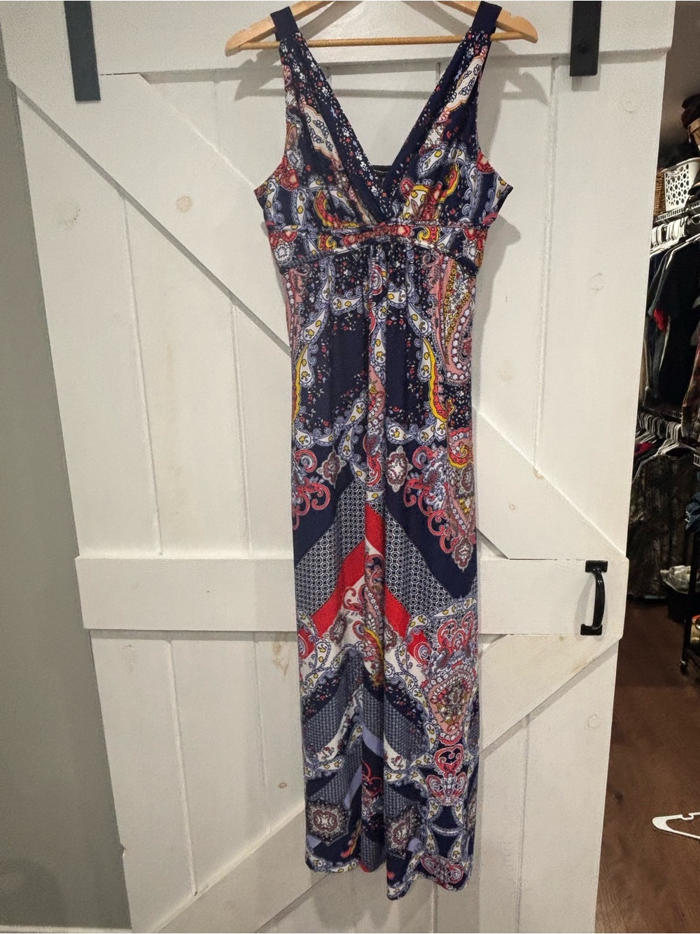 Women’s Navy Paisley V-Neck Maxi Dress L